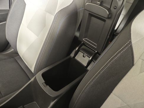 Certified 2024 Chevrolet Trax LS FWD image 25