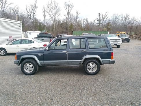 Used 1989 Jeep Cherokee Laredo image 3