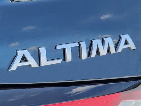 New 2026 Nissan Altima 2.5 SV FWD image 9