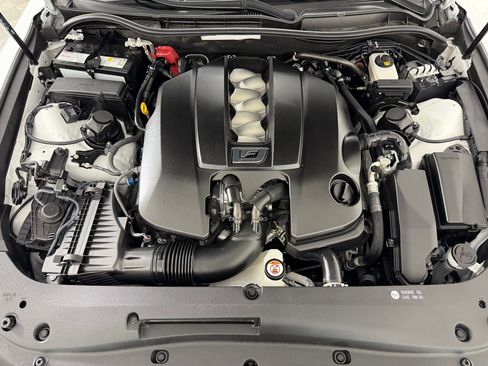 Used 2025 Lexus IS 500 w/ Accessory Package 2 RWD image 32