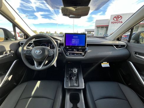 New 2026 Toyota Corolla Cross XLE w/ Convenience Package image 17