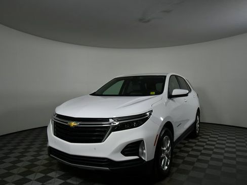 Used 2022 Chevrolet Equinox LT image 6