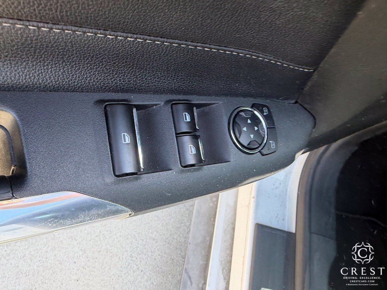 Used 2020 Ford Mustang Premium RWD image 10