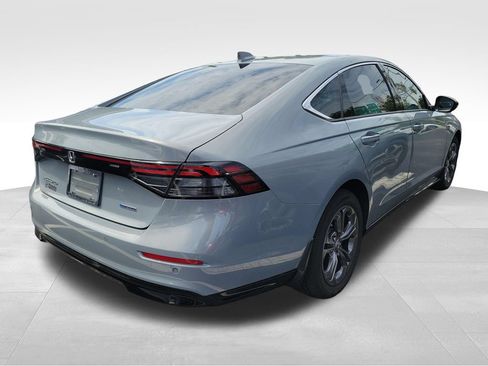 Used 2025 Honda Accord EX-L image 7