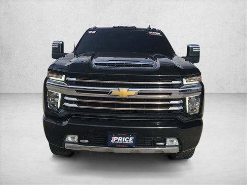 Used 2022 Chevrolet Silverado 3500 High Country w/ Z71 Off-Road Package image 2