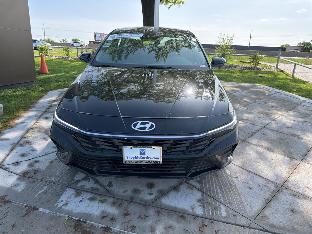 New 2025 Hyundai Elantra SEL FWD image 8