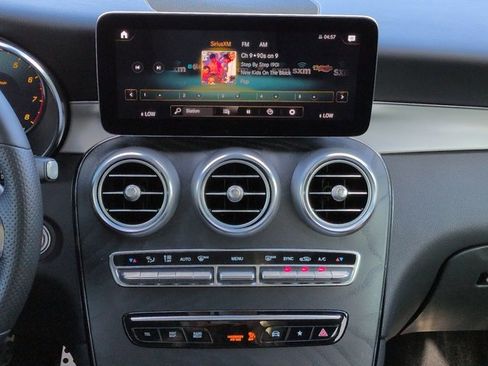 Certified 2022 Mercedes-Benz GLC 300 image 18