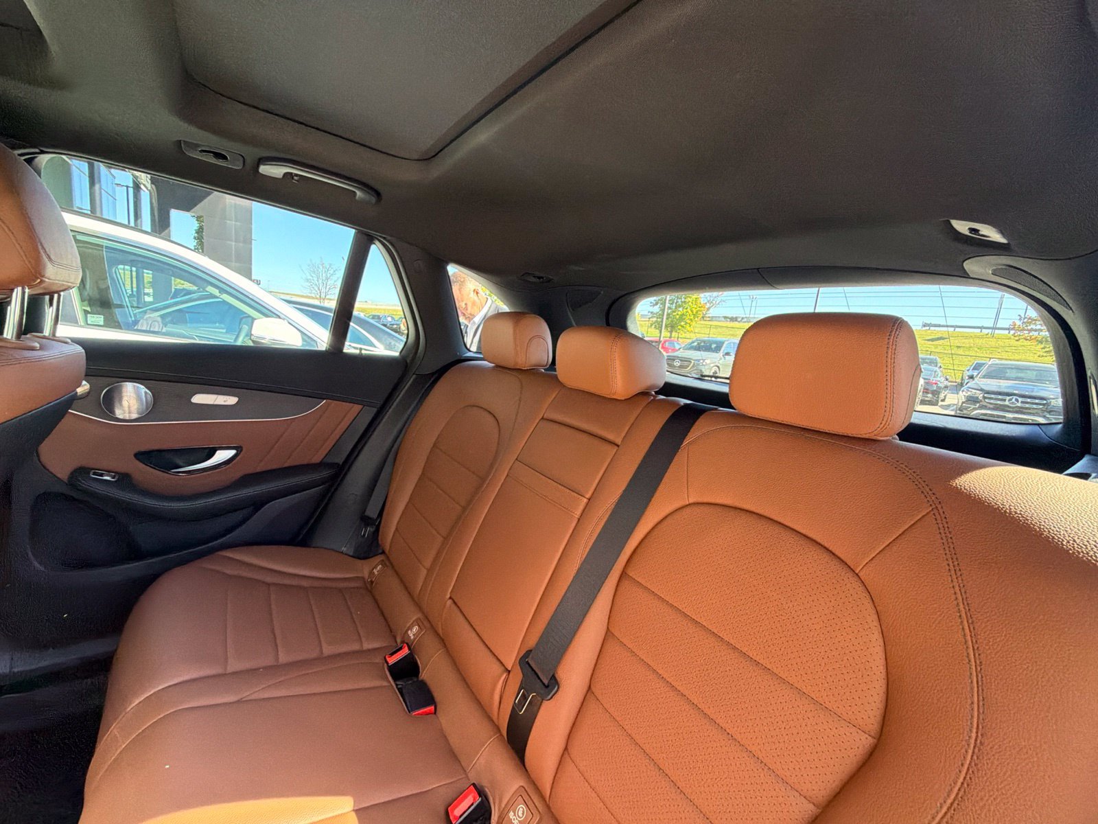 Used 2020 Mercedes-Benz GLC 300 4MATIC image 13