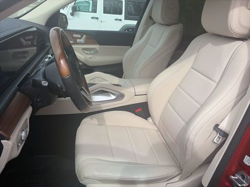 Used 2023 Mercedes-Benz GLE 350 4MATIC image 4