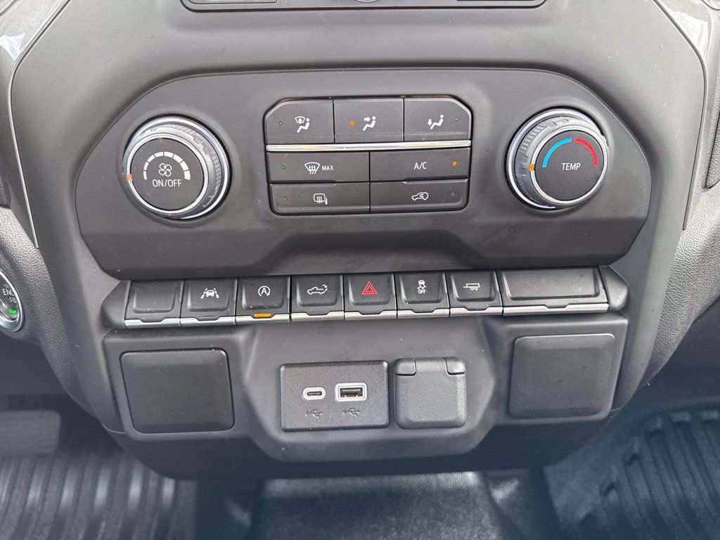 Used 2025 Chevrolet Silverado 1500 W/T RWD image 16