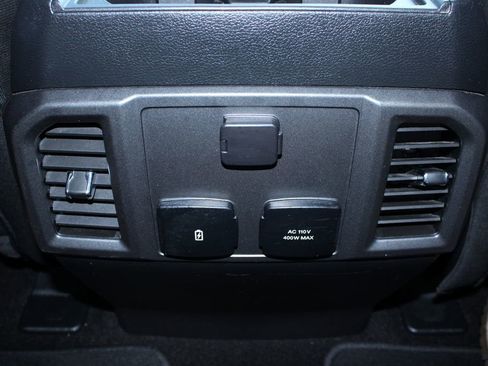 Used 2019 Ford F150 XLT w/ Equipment Group 302A Luxury image 19