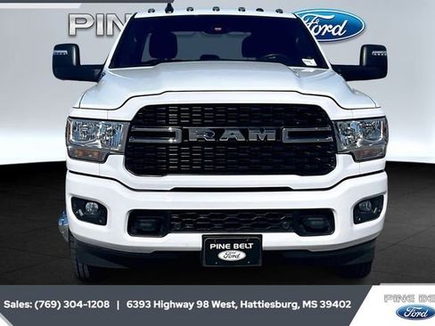 Used 2024 RAM 3500 Big Horn w/ Sport Appearance Package image 3