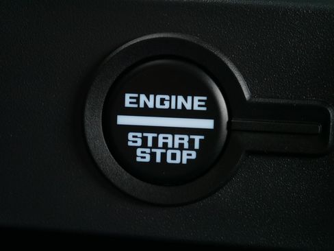 Used 2025 Ford Bronco Badlands w/ Sasquatch Package AWD/4WD image 32