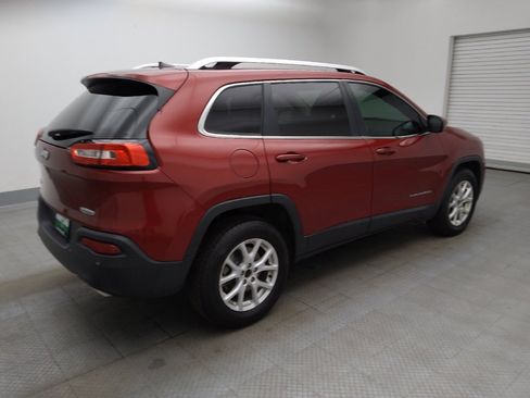 Used 2017 Jeep Cherokee Latitude w/ Comfort/Convenience Group AWD/4WD image 10