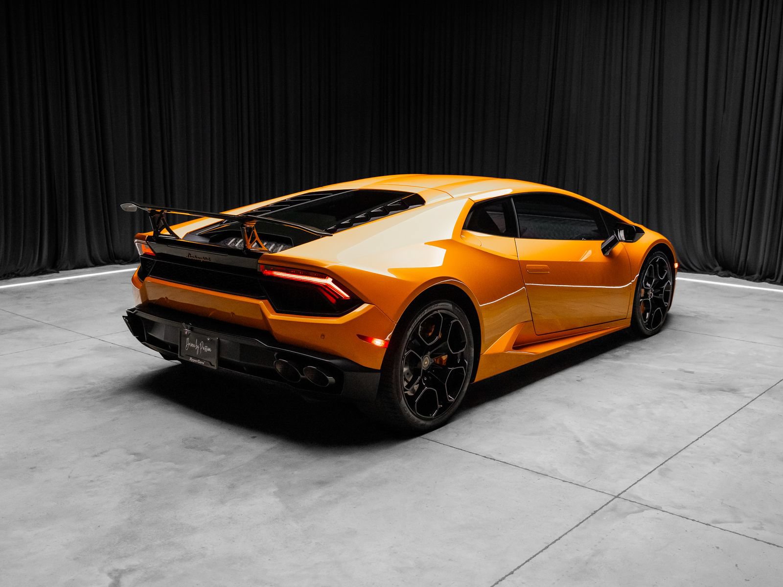 Used 2018 Lamborghini Huracan LP 580-2 RWD image 46