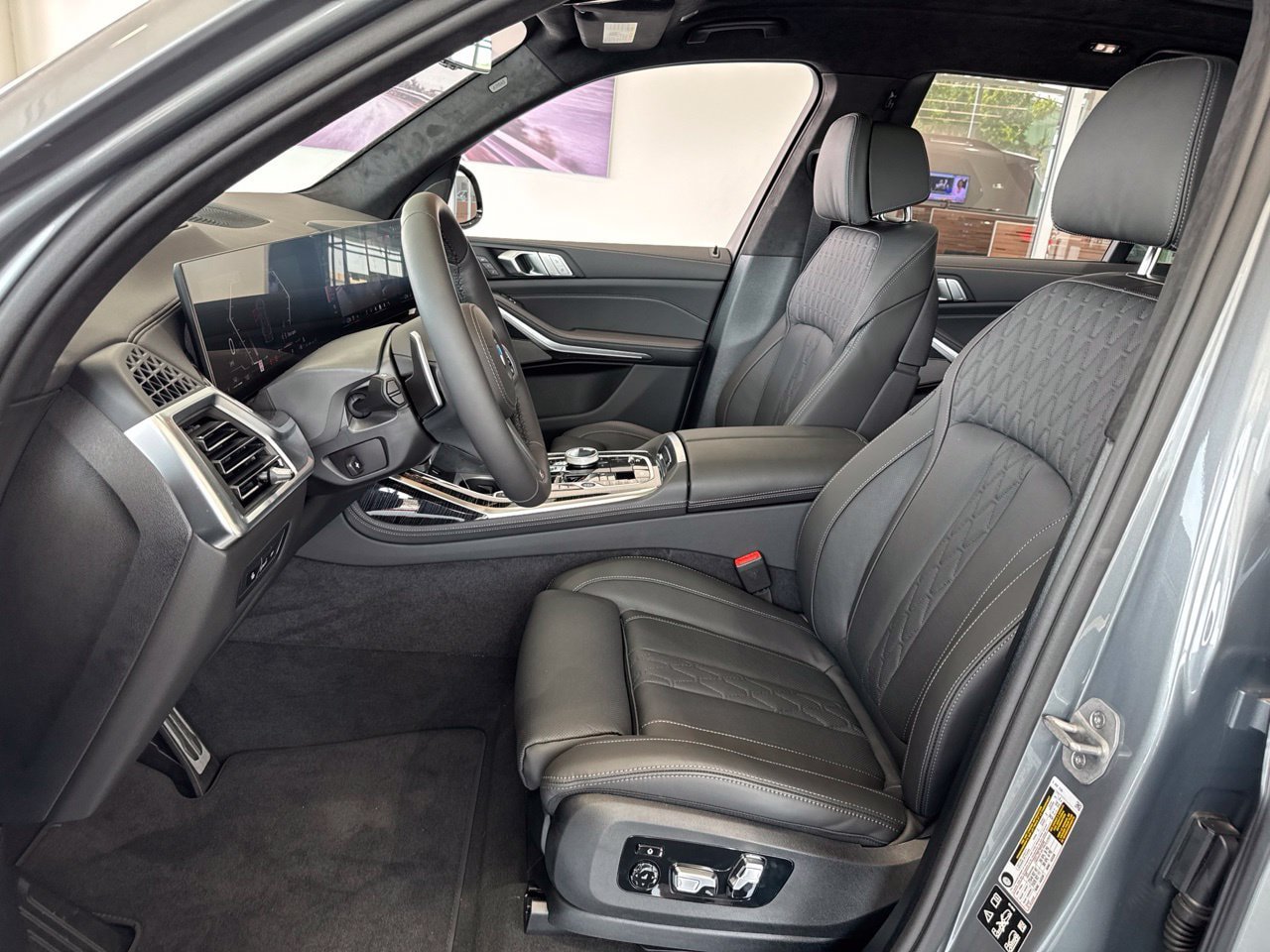 New 2026 BMW X7 xDrive40i w/ Executive Package AWD/4WD image 15