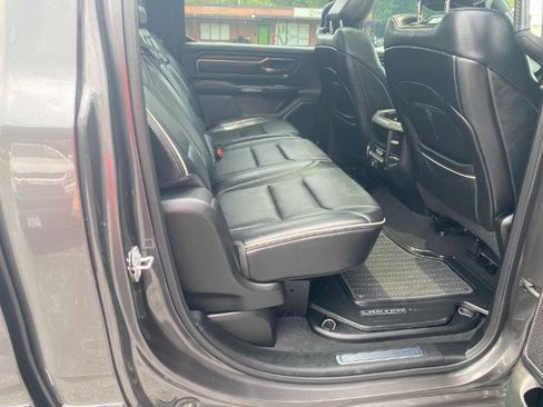 Used 2019 RAM 1500 Limited w/ Advanced Safety Group AWD/4WD image 17