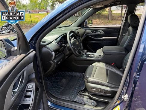 Used 2023 Chevrolet Traverse LT AWD/4WD image 13