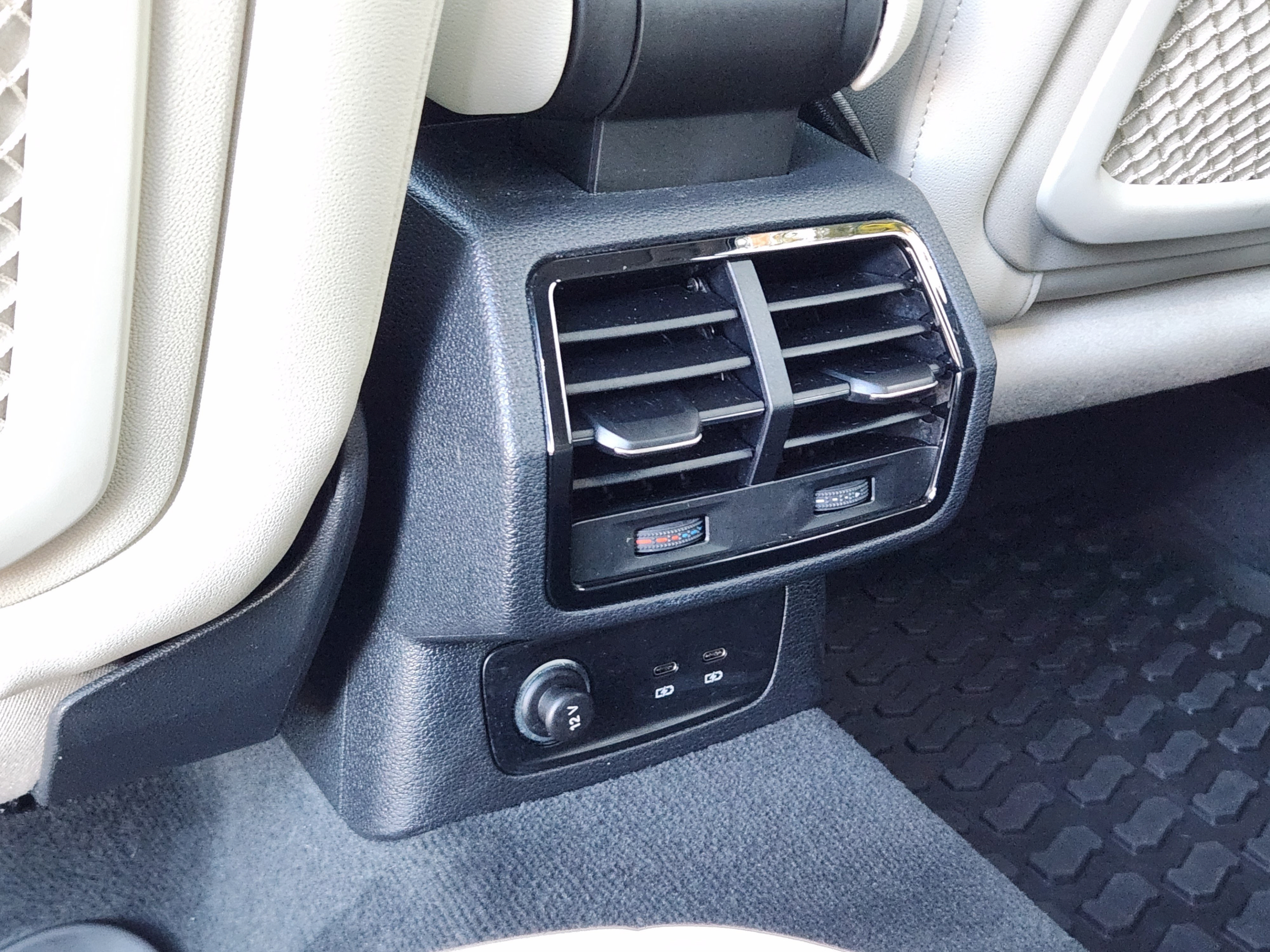 Used 2022 Audi Q3 2.0T Premium Plus AWD/4WD image 26