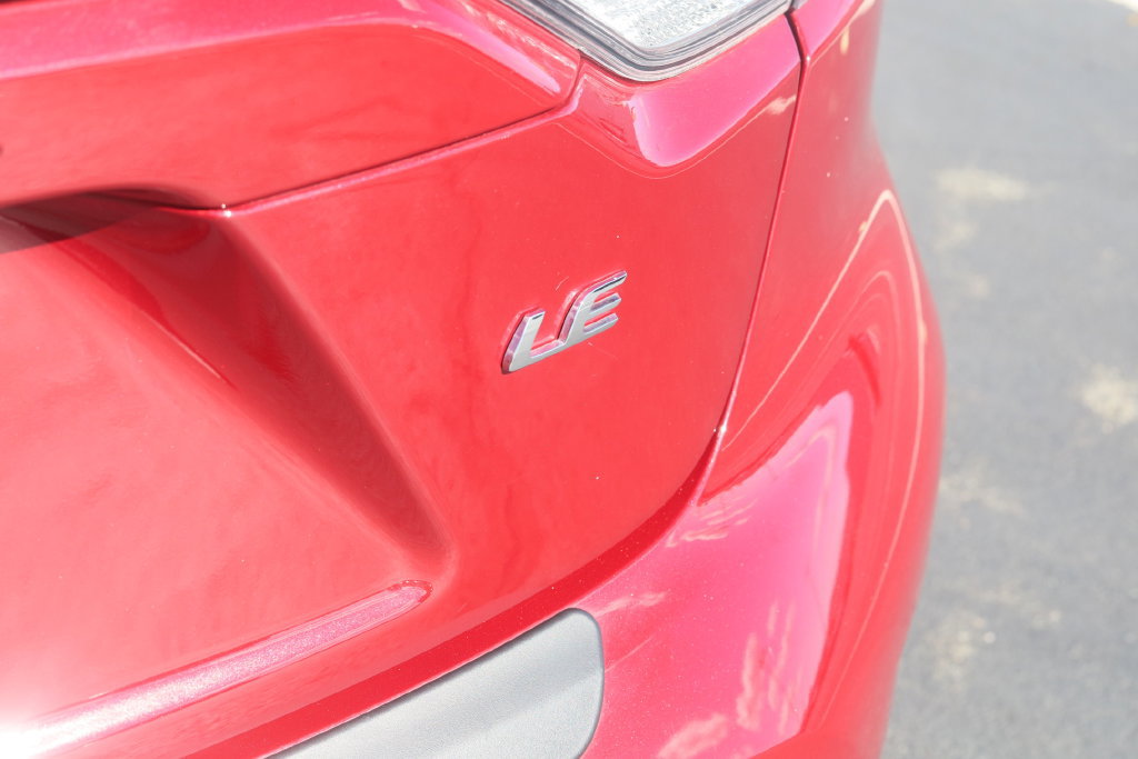Used 2024 Toyota Corolla LE FWD image 33