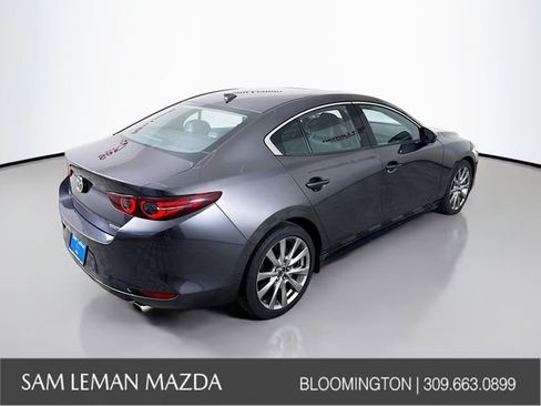 Used 2020 MAZDA MAZDA3 Premium image 7