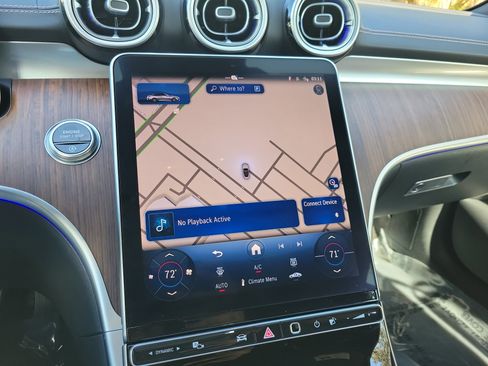 Used 2024 Mercedes-Benz CLE 300 4MATIC Cabriolet image 21