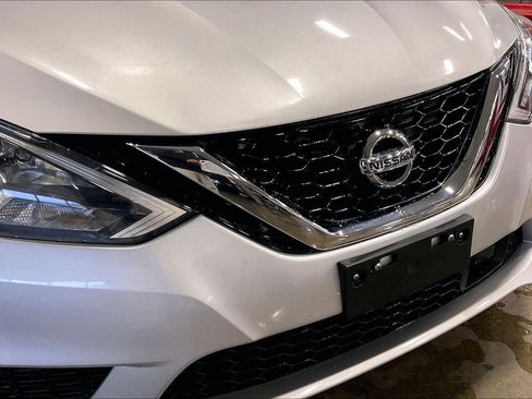Used 2019 Nissan Sentra S image 31