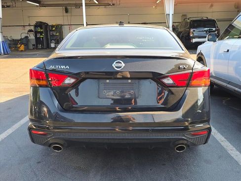 Used 2019 Nissan Altima 2.5 SV FWD image 5