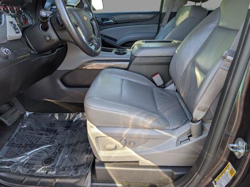 Used 2016 Chevrolet Tahoe LT RWD image 3