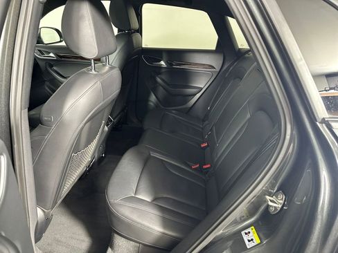 Used 2018 Audi Q3 2.0T Premium w/ Convenience Package image 28