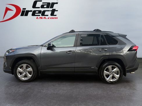 Used 2021 Toyota RAV4 Limited AWD/4WD image 3