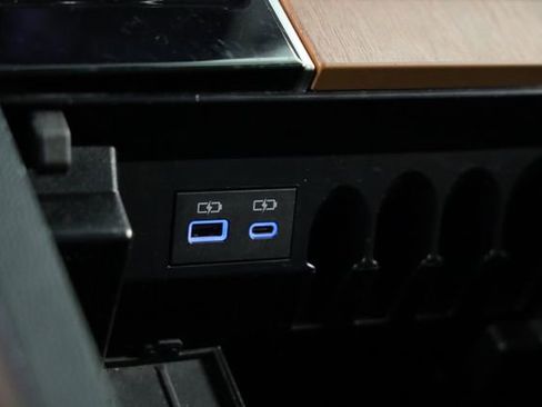 Used 2022 Toyota Tundra 1794 Edition image 28