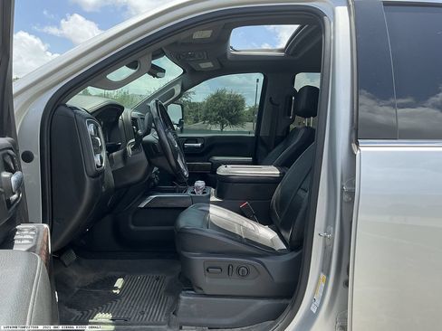 Used 2021 GMC Sierra 3500 Denali w/ Denali Ultimate Package AWD/4WD image 8