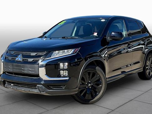Used 2021 Mitsubishi Outlander Sport LE image 3