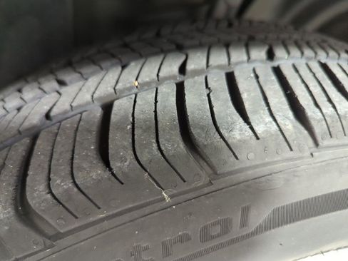 Used 2018 Dodge Charger SXT image 22