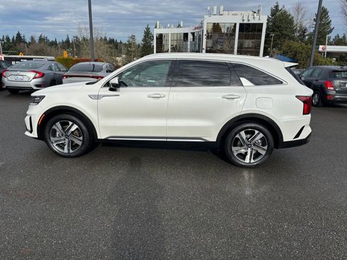 Certified 2022 Kia Sorento SX Prestige w/ Panoramic Sunroof Package image 8