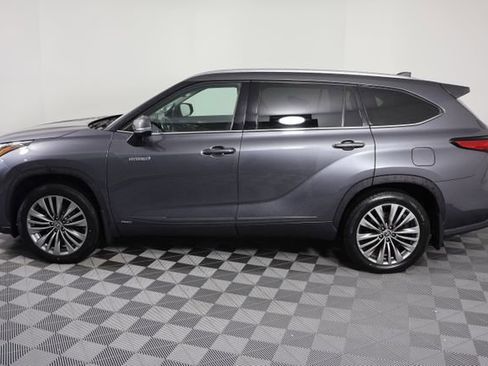 Used 2021 Toyota Highlander Platinum AWD/4WD image 5