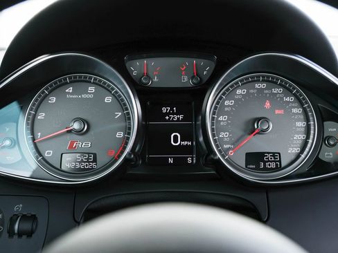 Used 2014 Audi R8 V8 w/ Enhanced Leather Package AWD/4WD image 13