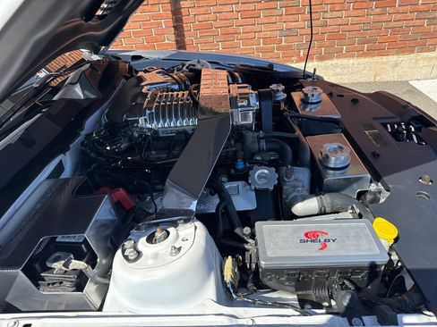 Used 2010 Ford Mustang Shelby GT500 RWD image 49