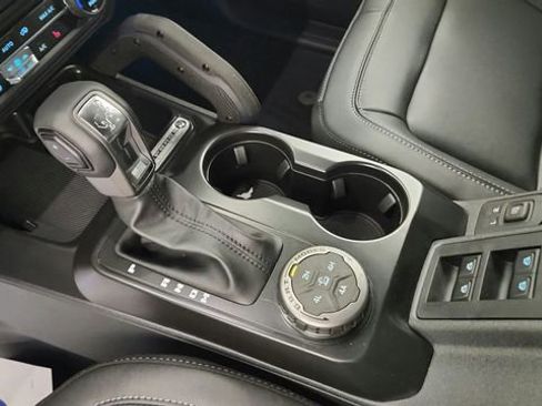 New 2025 Ford Bronco Big Bend w/ Black Diamond Package image 14