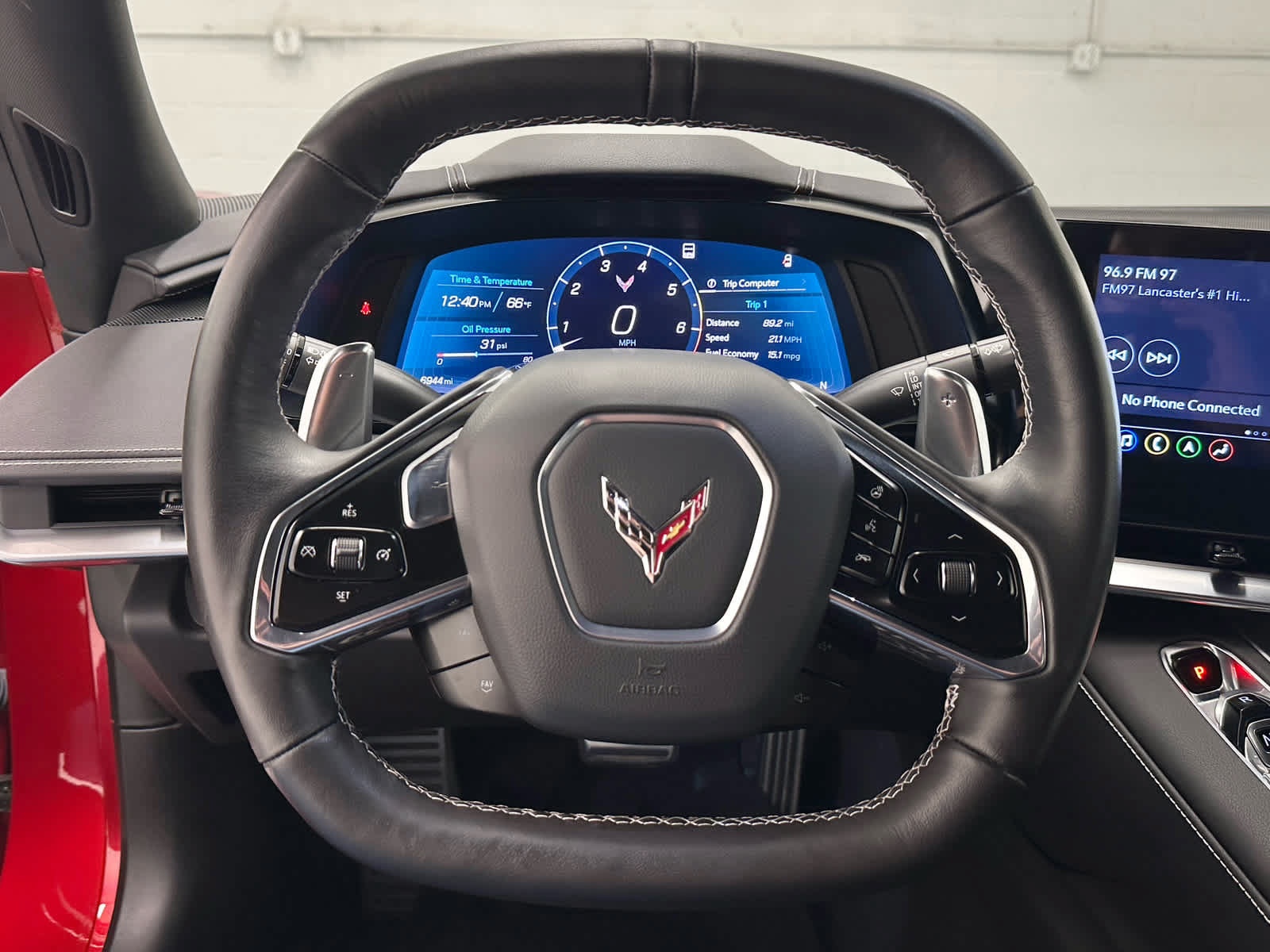 Used 2022 Chevrolet Corvette Stingray Preferred Cpe w/ Z51 Performance Package RWD image 18