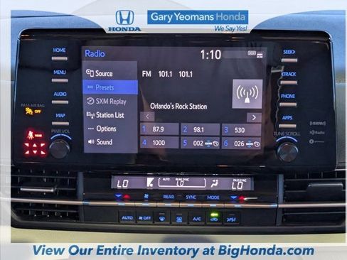 Used 2023 Toyota Sienna LE image 17