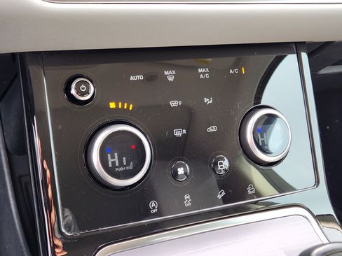 Used 2021 Land Rover Range Rover Evoque S image 20