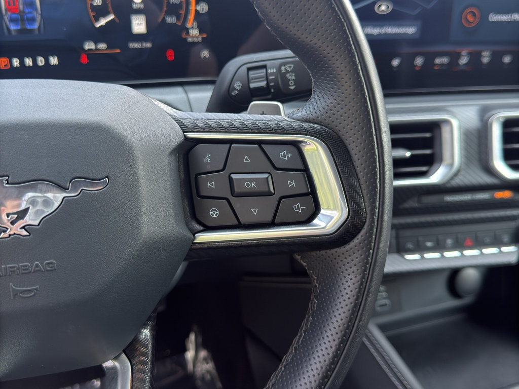 Used 2025 Ford Mustang GT Premium RWD image 16