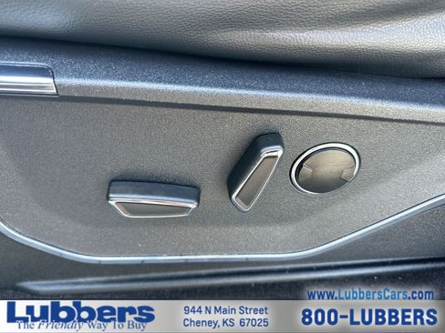Used 2021 Ford F150 Lariat w/ Equipment Group 502A High AWD/4WD image 12