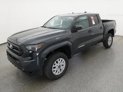 New 2025 Toyota Tacoma SR5