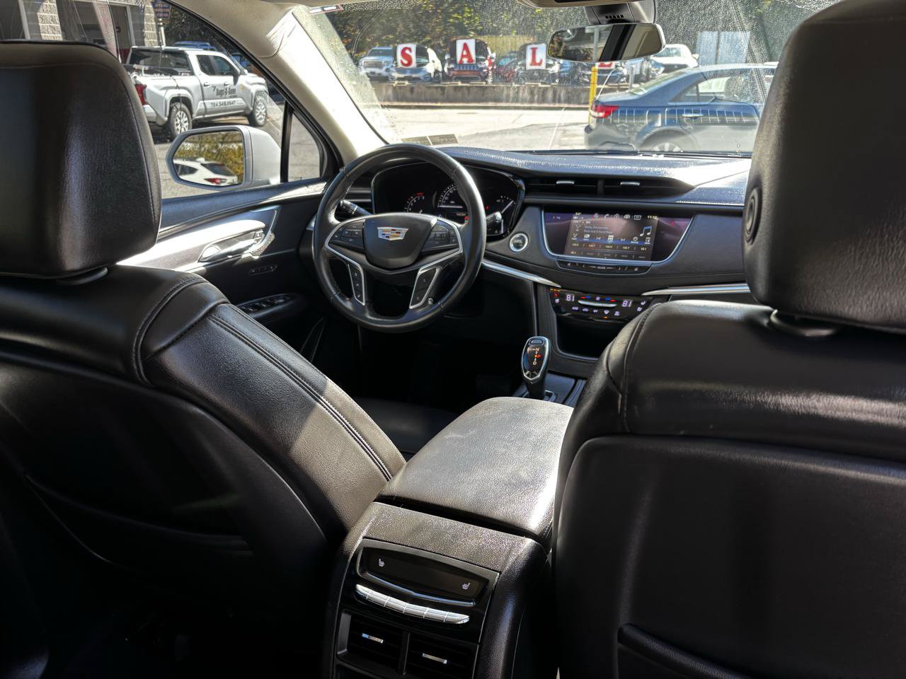 Used 2018 Cadillac XT5 Premium Luxury AWD/4WD image 24