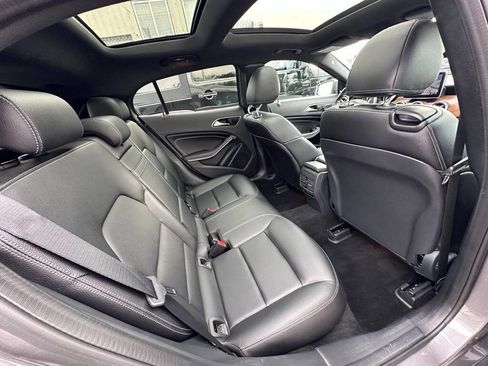 Used 2016 Mercedes-Benz GLA 250 4MATIC image 13