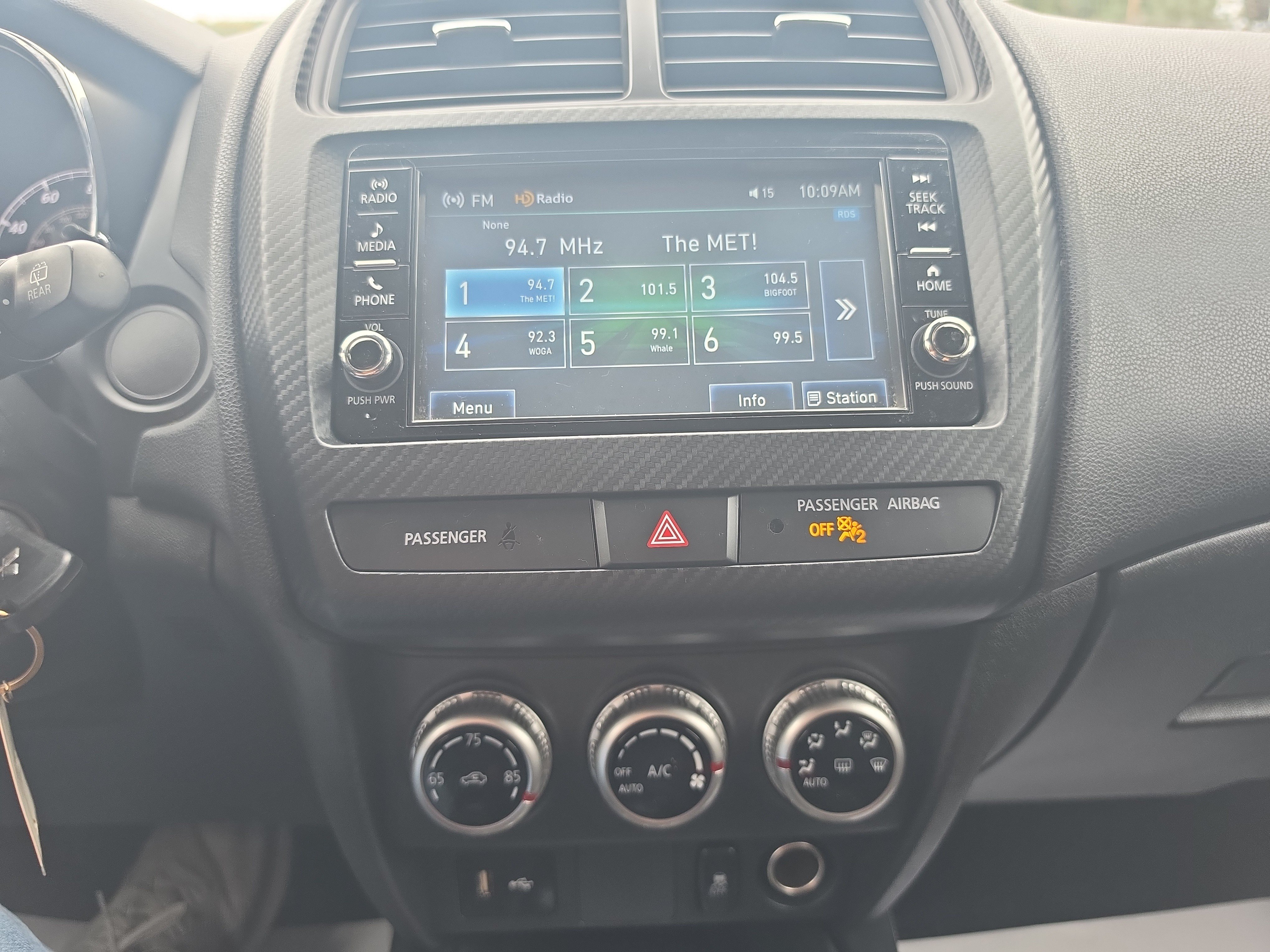 Used 2023 Mitsubishi Outlander Sport ES AWD/4WD image 27