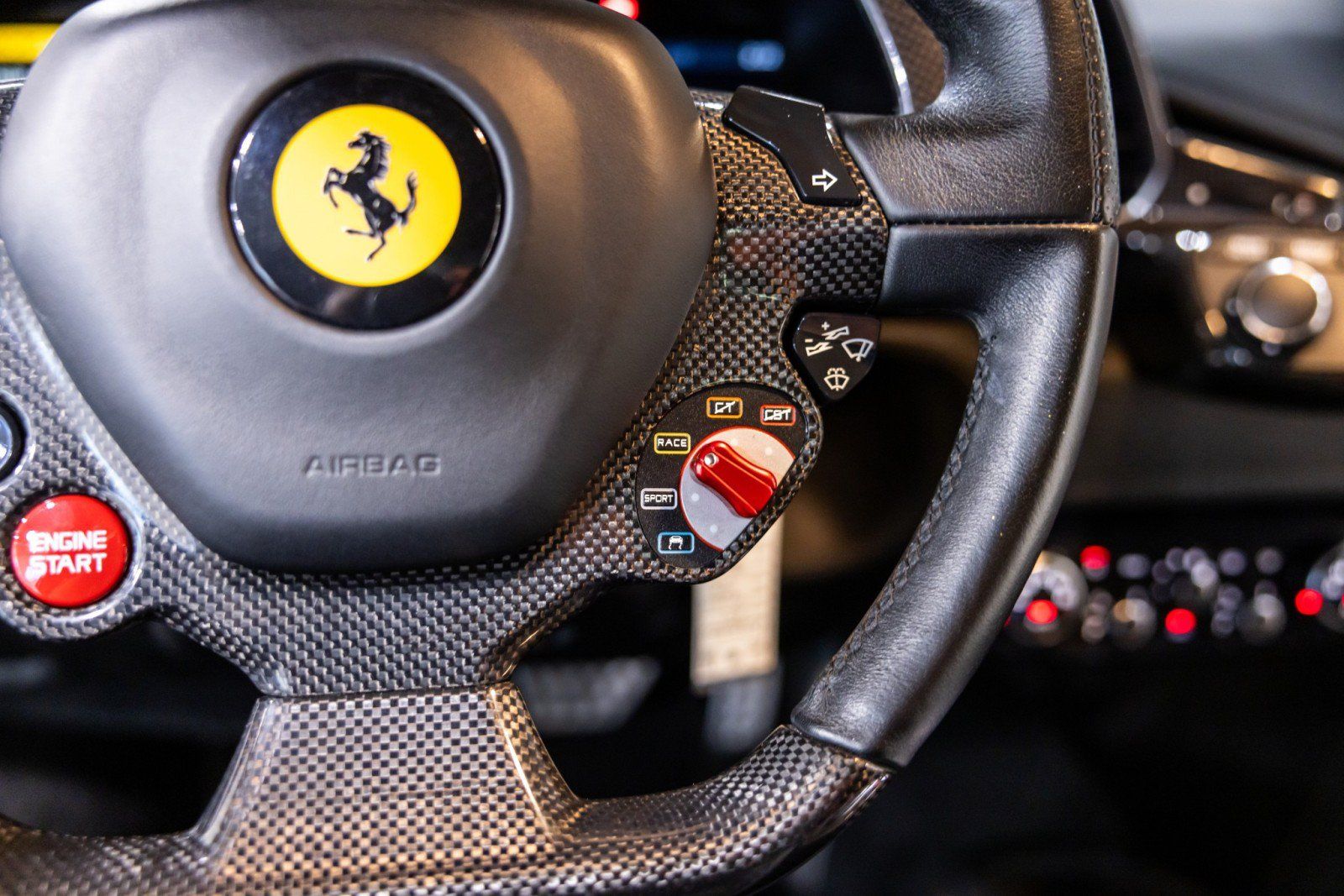 Used 2011 Ferrari 458 Italia Coupe RWD image 50